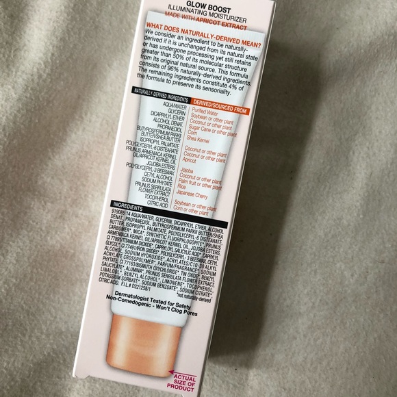 Garnier Glow Boost Illuminating Moisturizer - Picture 3 of 3